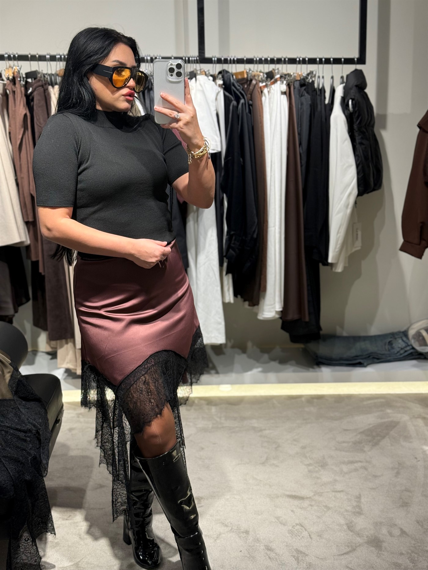 Kahve saten dantel etek