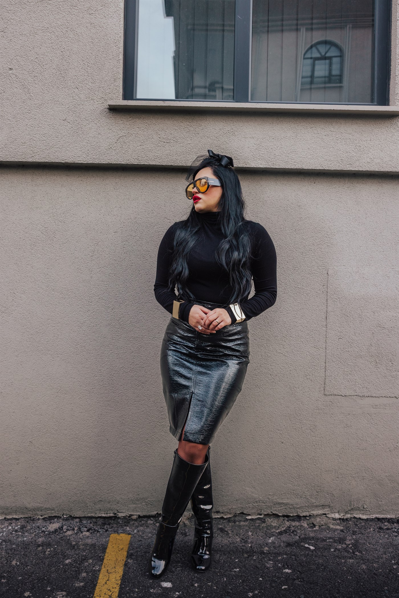 SİYAH SUNİ DERİ ETEK